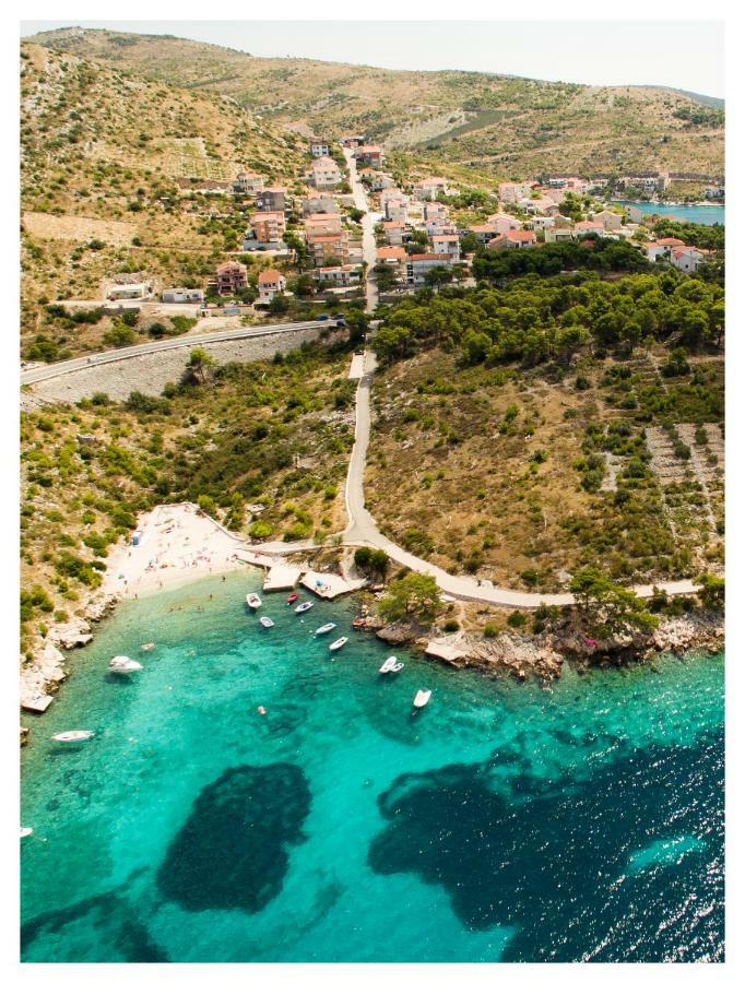 Apartments Ivan Perkov Tomas Bilo พรีมอชเตน ภายนอก รูปภาพ