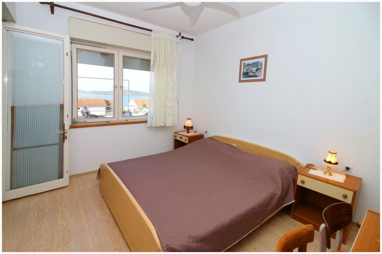 Apartments Ivan Perkov Tomas Bilo พรีมอชเตน ภายนอก รูปภาพ