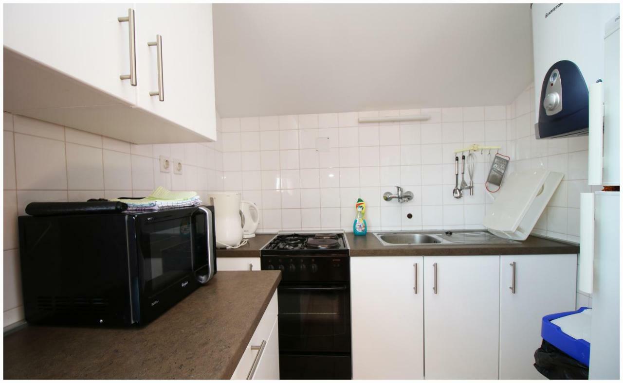 Apartments Ivan Perkov Tomas Bilo พรีมอชเตน ภายนอก รูปภาพ