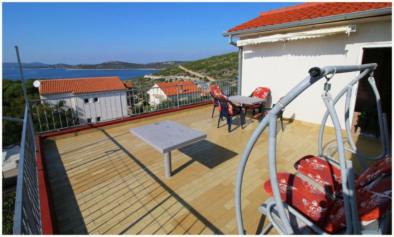 Apartments Ivan Perkov Tomas Bilo พรีมอชเตน ภายนอก รูปภาพ